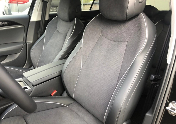 Volkswagen Passat cena 208850 przebieg: 8, rok produkcji 2024 z Olsztyn małe 326